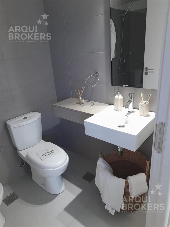Venta apartamento dos dormitorios en Aguada - 708