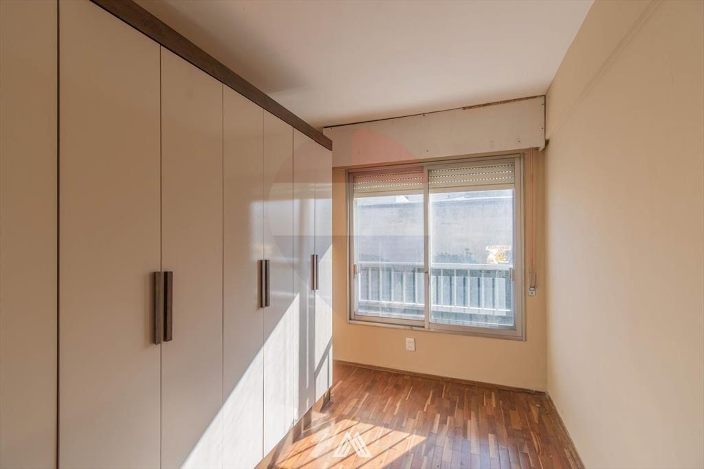 Venta, apartamento de 3 dormitorios en Barrio Sur