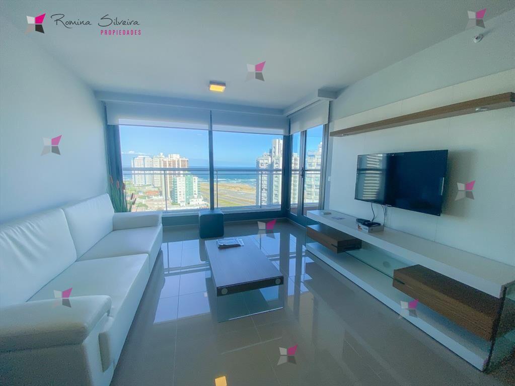 Piso alto en Brava, 2 suites más toilette
