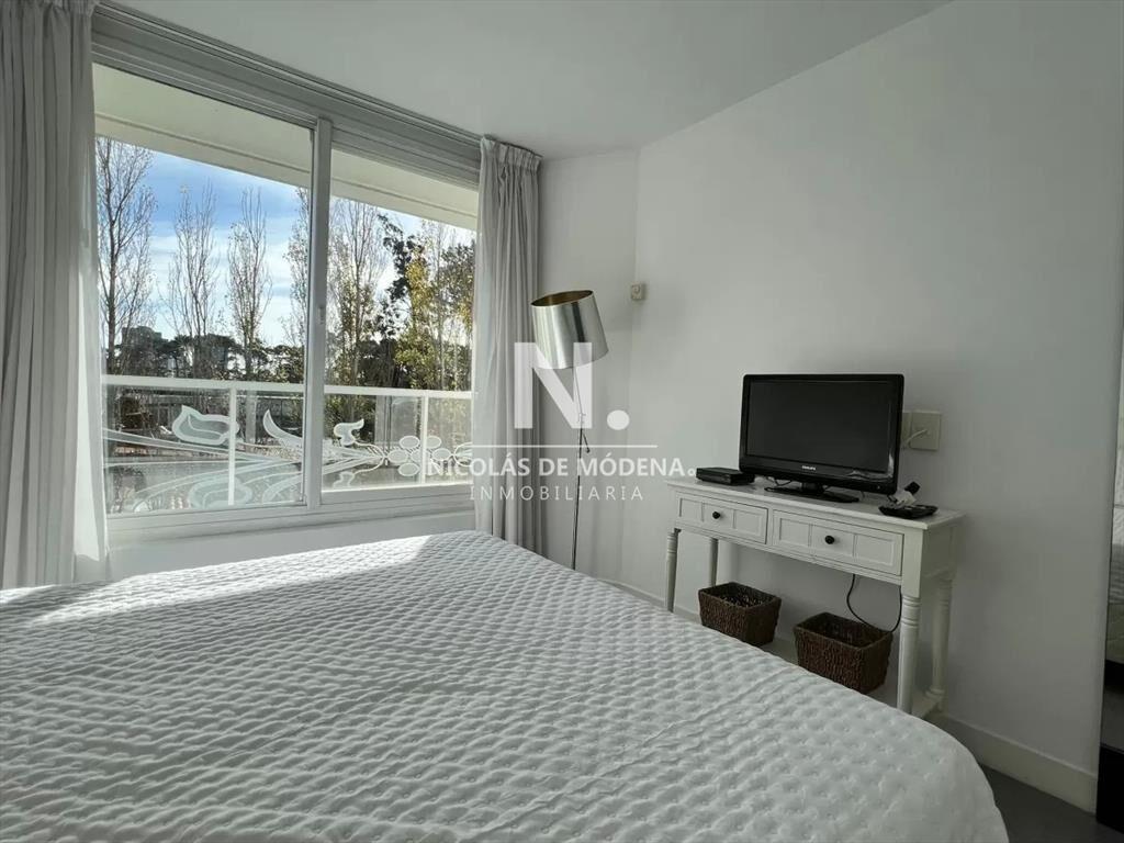 Departamento de 1 dormitorioen venta en Roosevelt