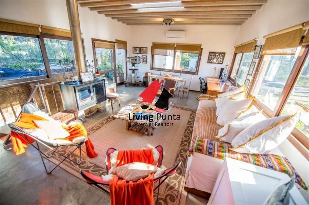 hermosa casa en Punta Ballena