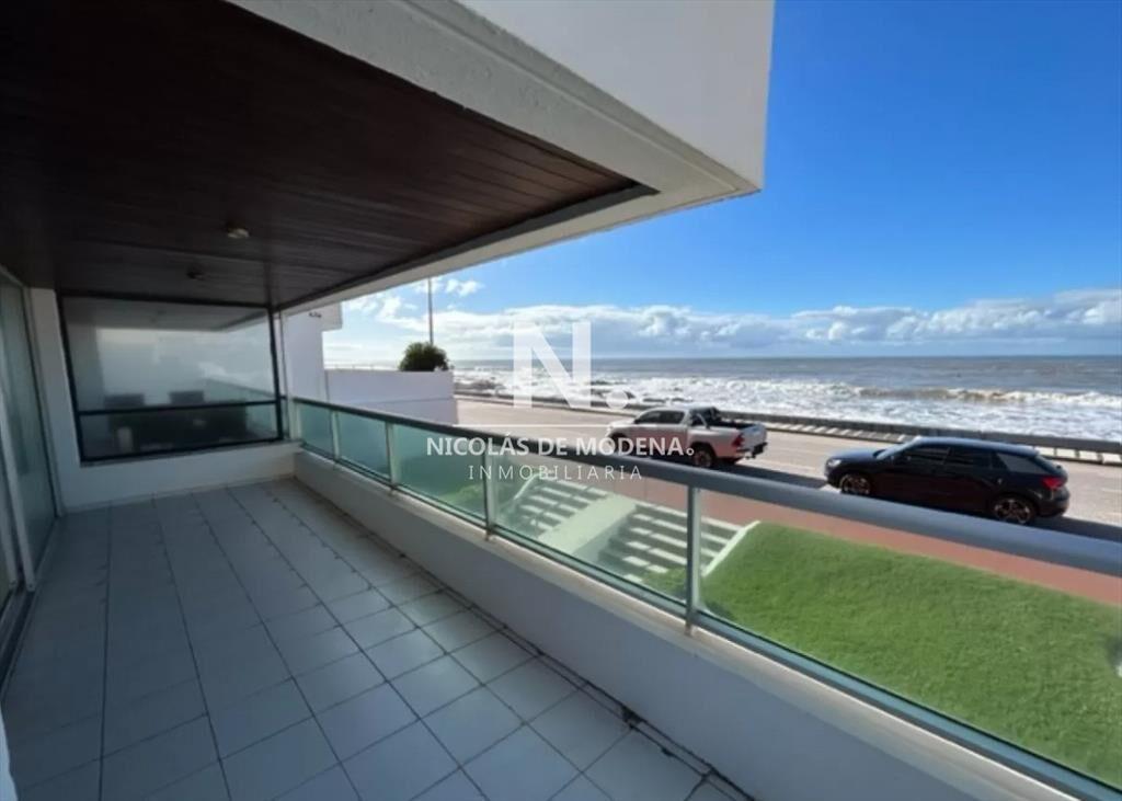 Apartamento en Peninsula - Punta del Este
