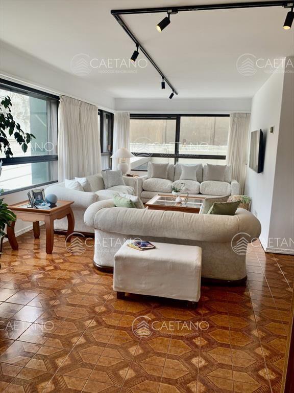 En venta apartamento de 2 mas dep. en Península,