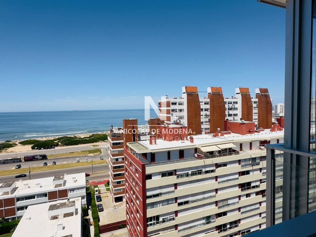 Venta de apartamento de 2 dormitorios con todos