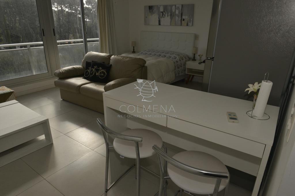 APARTAMENTO CON EXCELENTES SERVICIOS