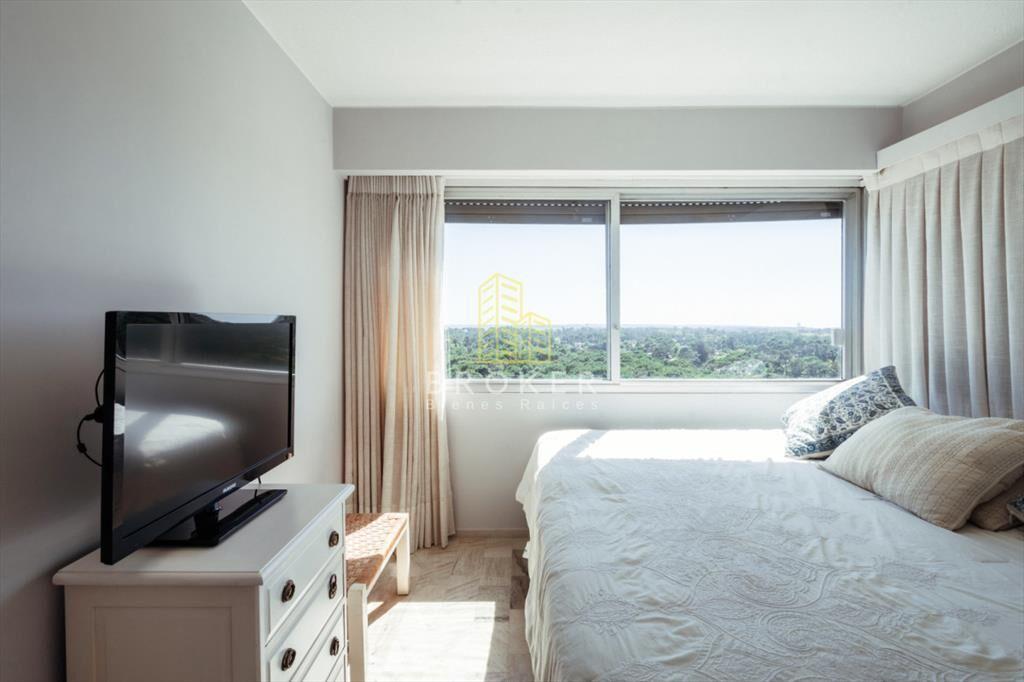 Apartamento de lujo en Venta, Roosevelt Punta del