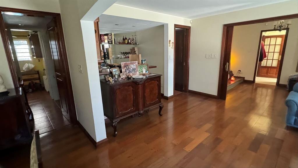 VENTA DE RESIDENCIA 5 DORMITORIOS PROXIMO A RAMBLA