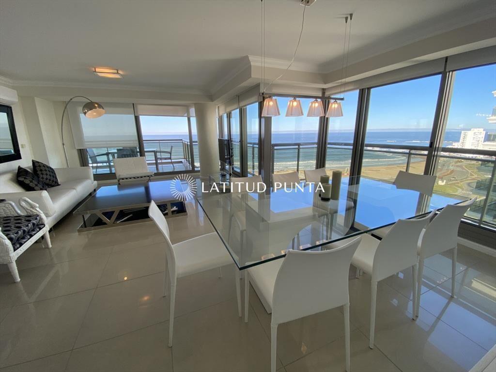 Apartamento en Imperiale, 3 suites más