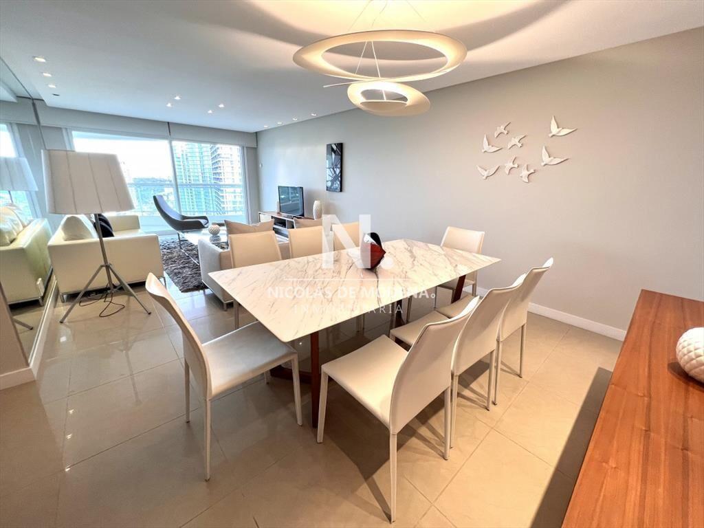 Vende apartamento de 2 dormitorios con hermosa