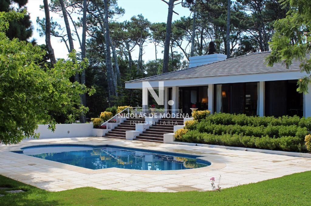 Hermosa casa en venta en zona residencial