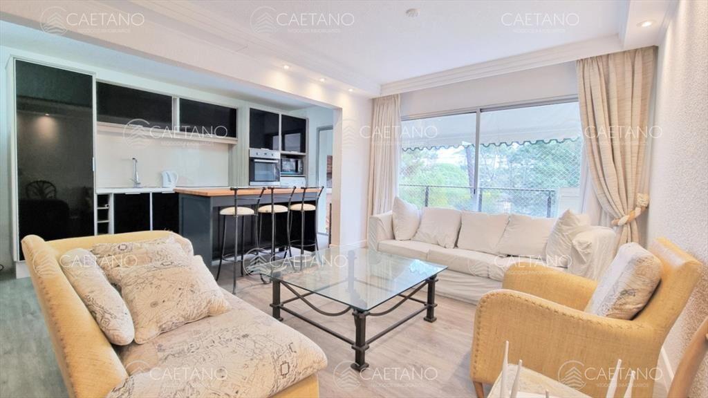 Vende departamento de 2 dormitorios en Mansa -