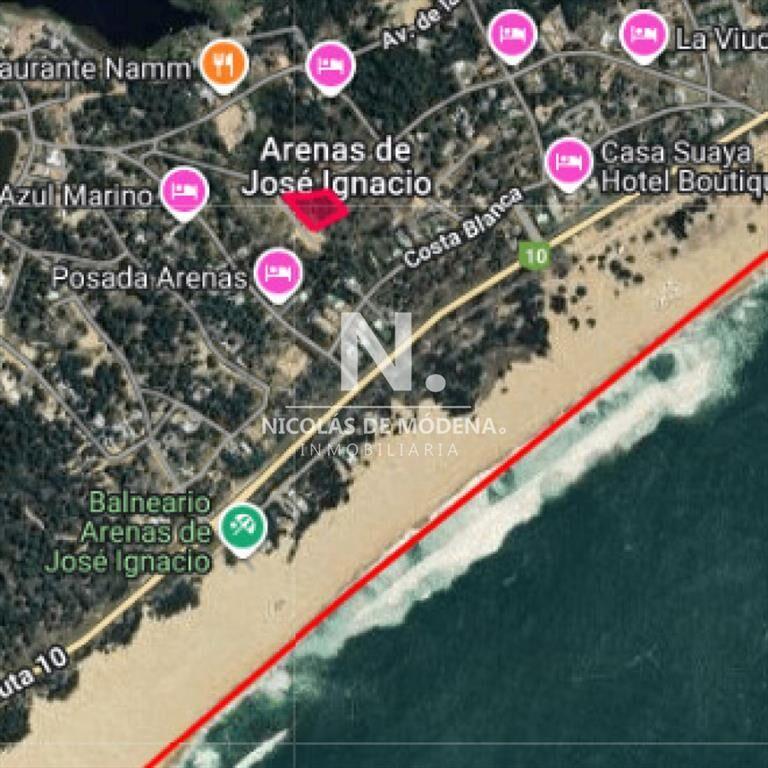 Vende terreno de 4223 m2 en Jose Ignacio