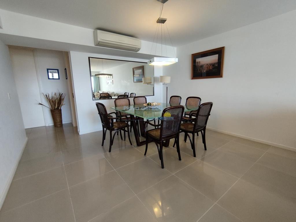 apartamento en venta yo alquiler zona Playa brava