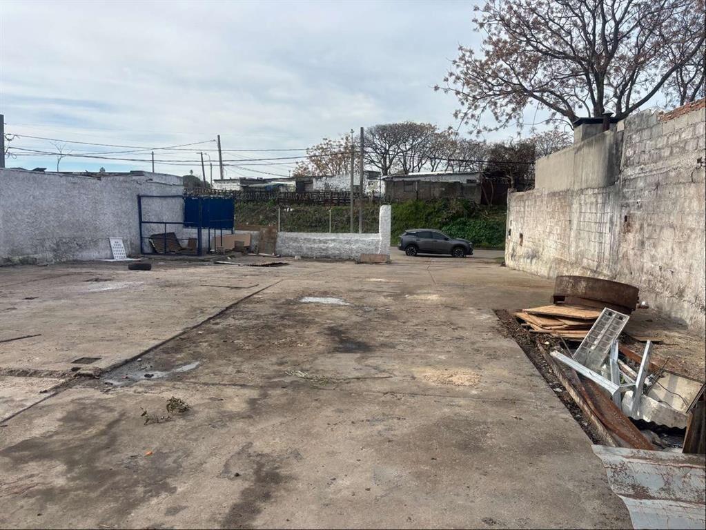Terreno en excelente ubicación, Calles Versailles y Maria O