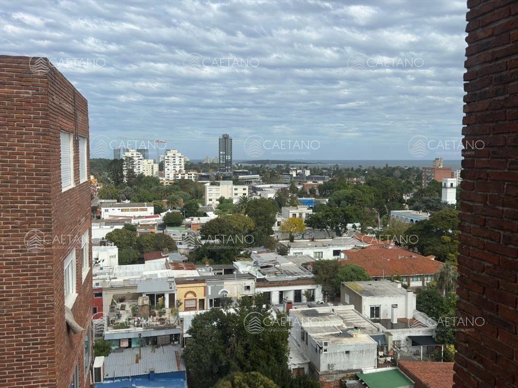 Oportunidad de apto en venta! 2 dormitorios, 1