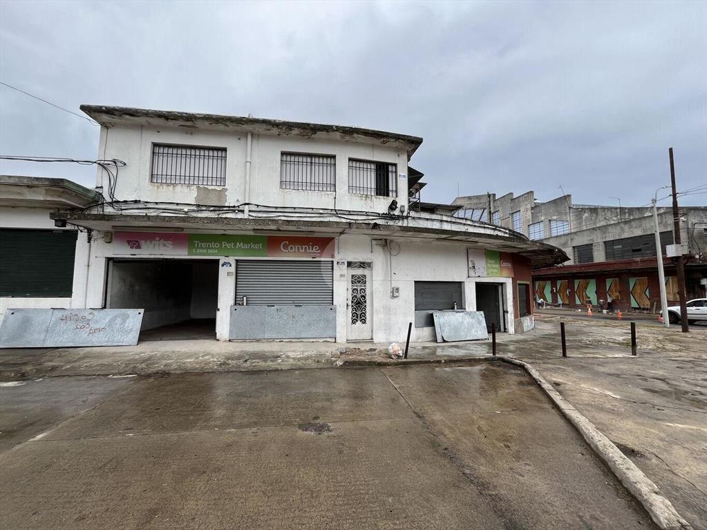 Local Comercial / Depósito