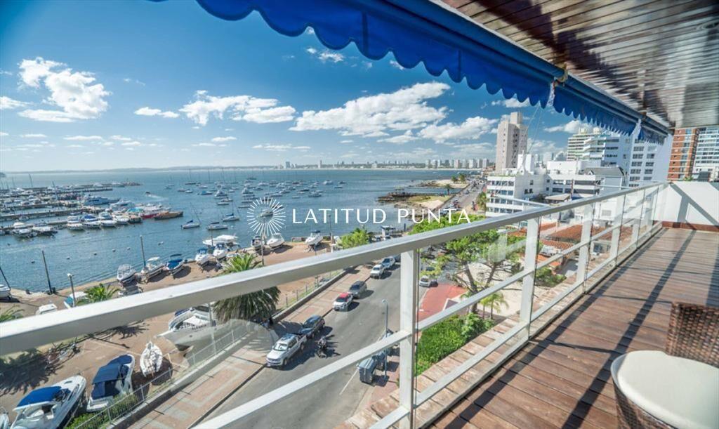 Apartamento frente al Puerto