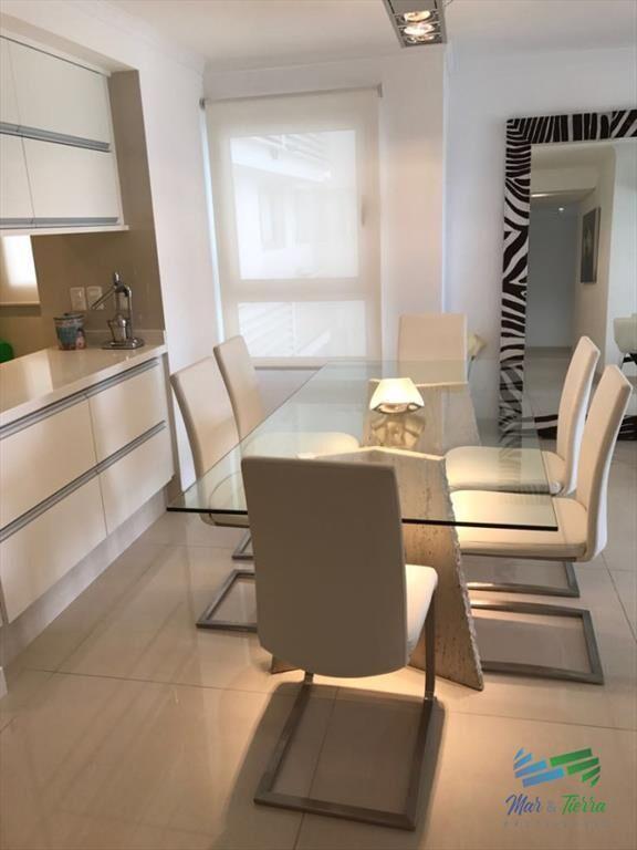 En venta.. piso alto , torre de categoría con y