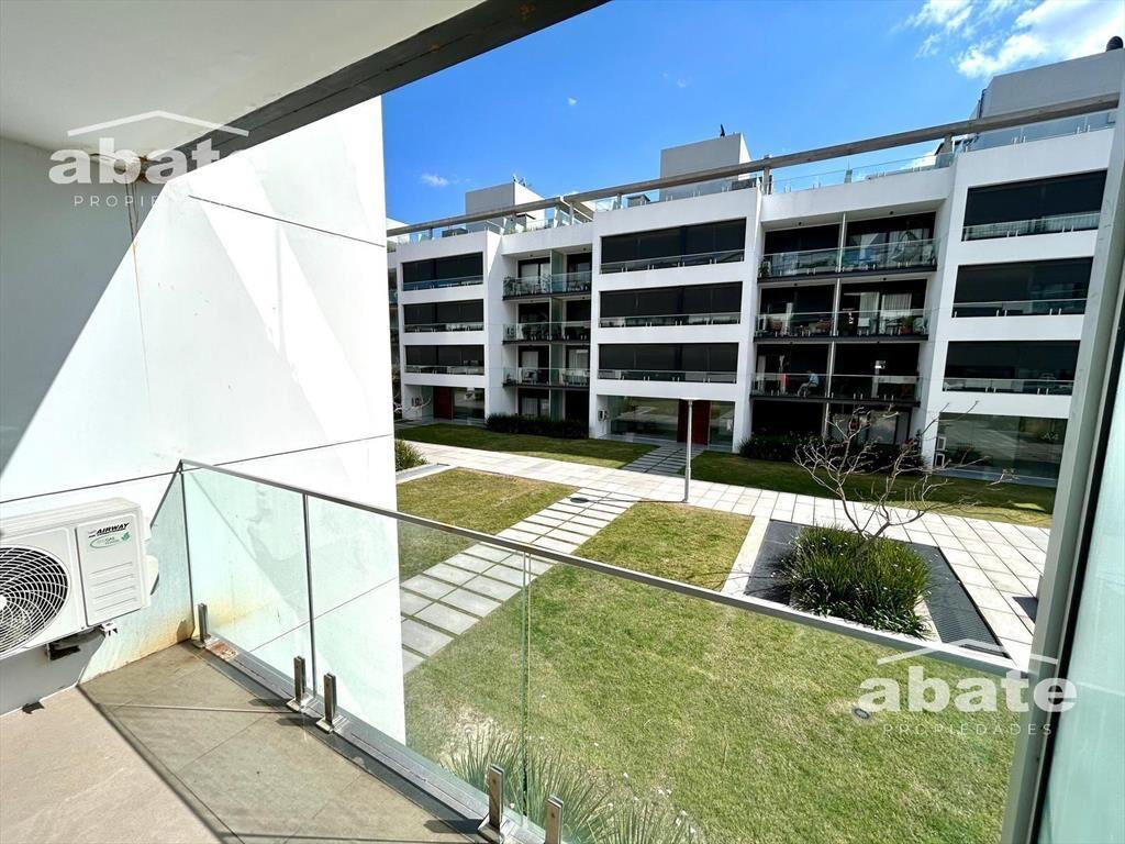 Venta apartamento 3 dormitorios   garaje y box en Parque Ba