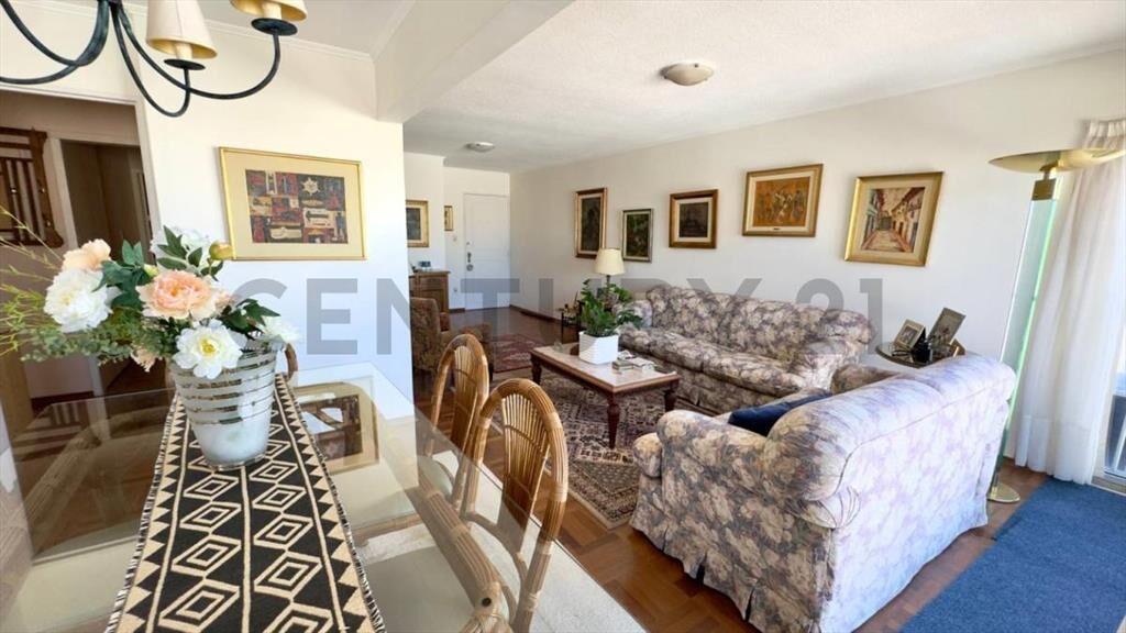 VENTA APARTAMENTO PUNTA CARRETAS, PISO ALTO, 3 DOR,3 BAÑO...