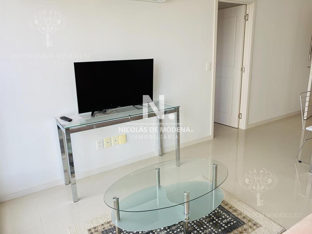 Vende apartamento de 1 dormitorio en Punta del