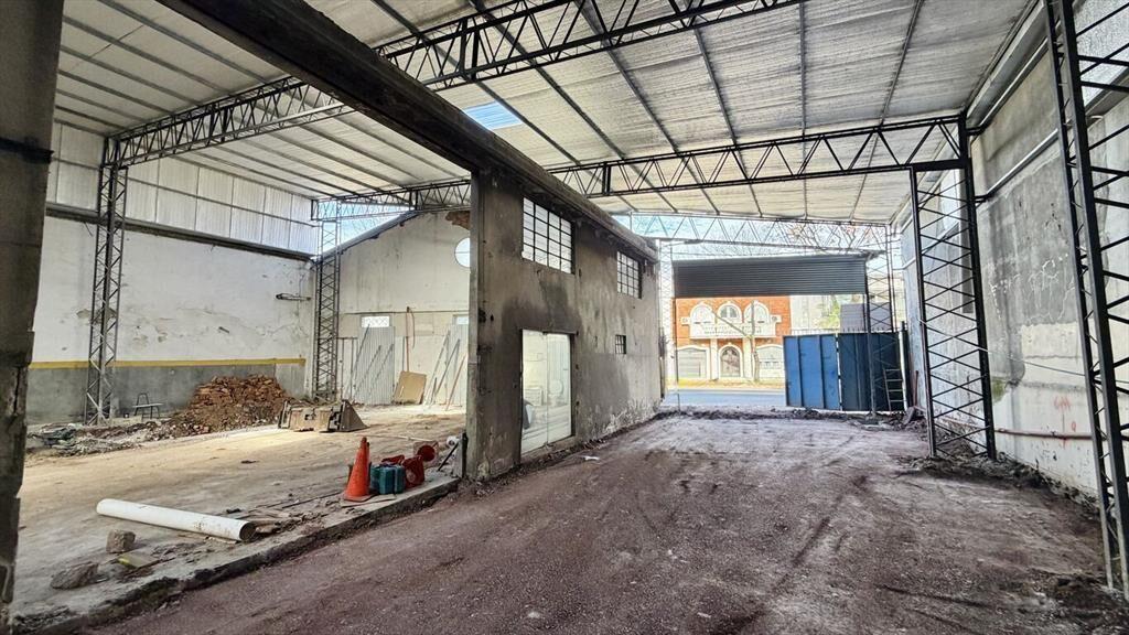 Alquiler — Depósito / Local | Capurro | 3.200 m² | Obra Nue