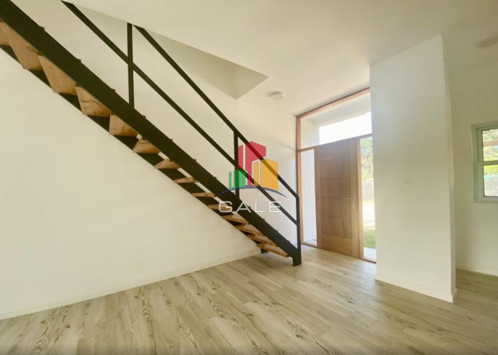 Casa en venta - Parque Burnett a estrenar
