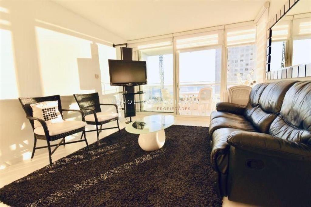 Apartamento 2 dormitorios en Season Tower, Punta