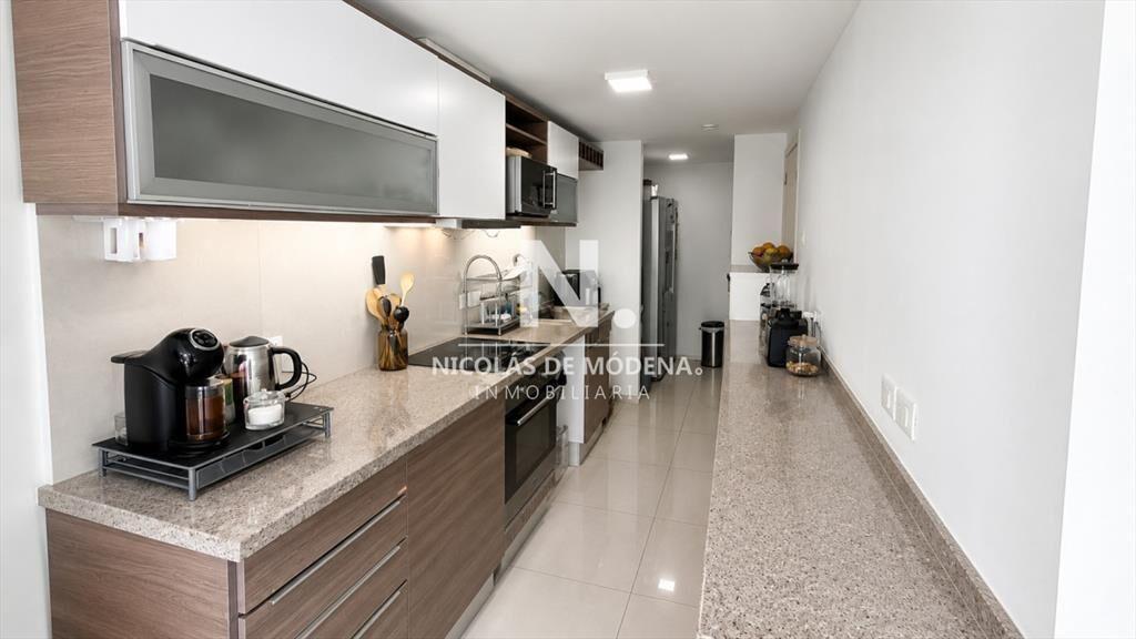 Comodo Apartamento de 3 dormitorios en venta en Gala Vista