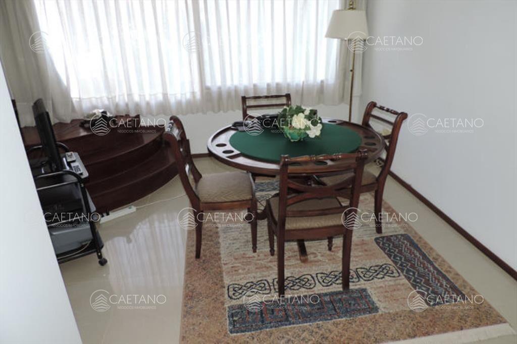 HERMOSA RESIDENCIA