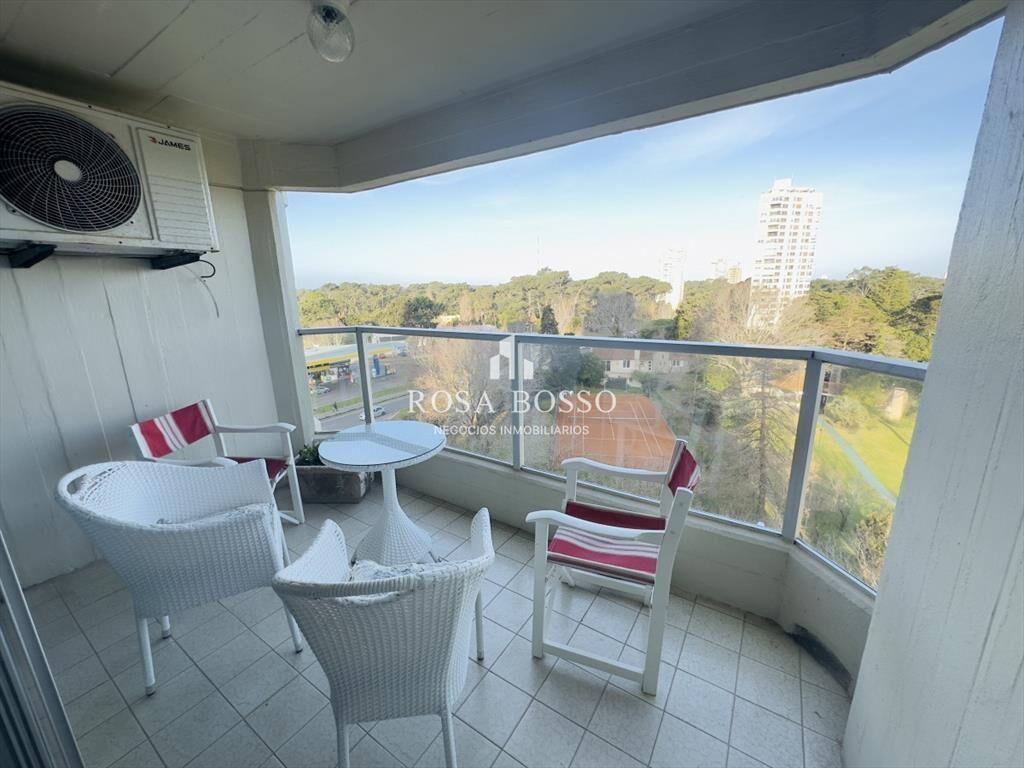 Venta de Apartamento de 2 dormitorios Roosevelt