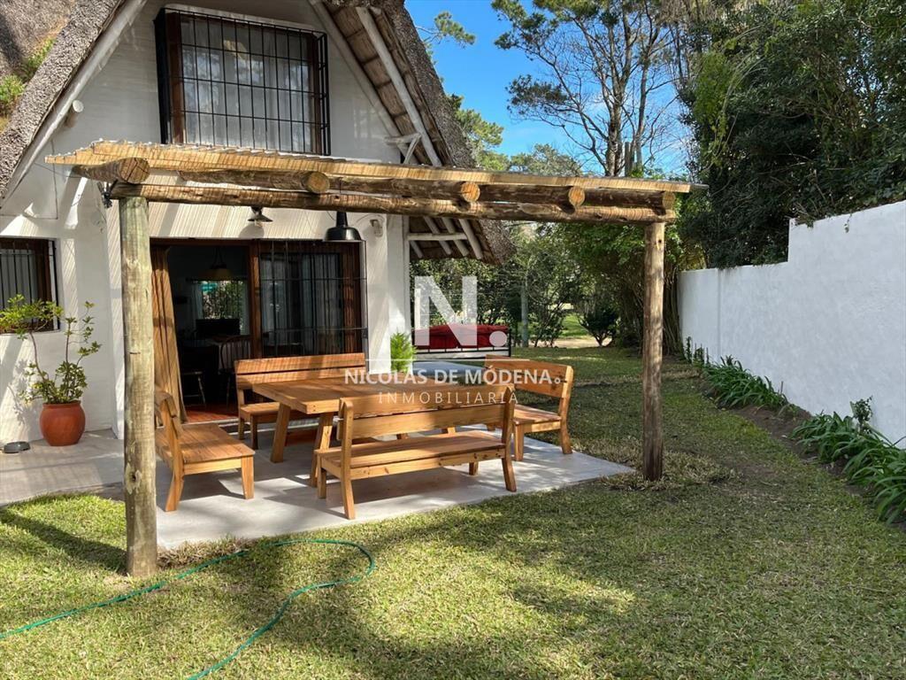 Casa de 3 dormitorios en playa brava, Punta del Este