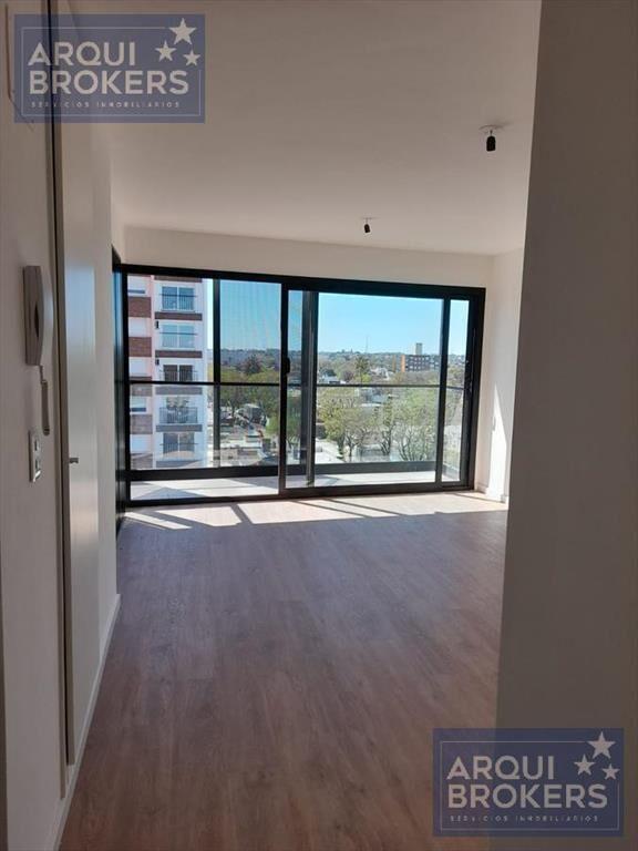 Apartamento de 2 dormitorios en venta con renta en La Blanq