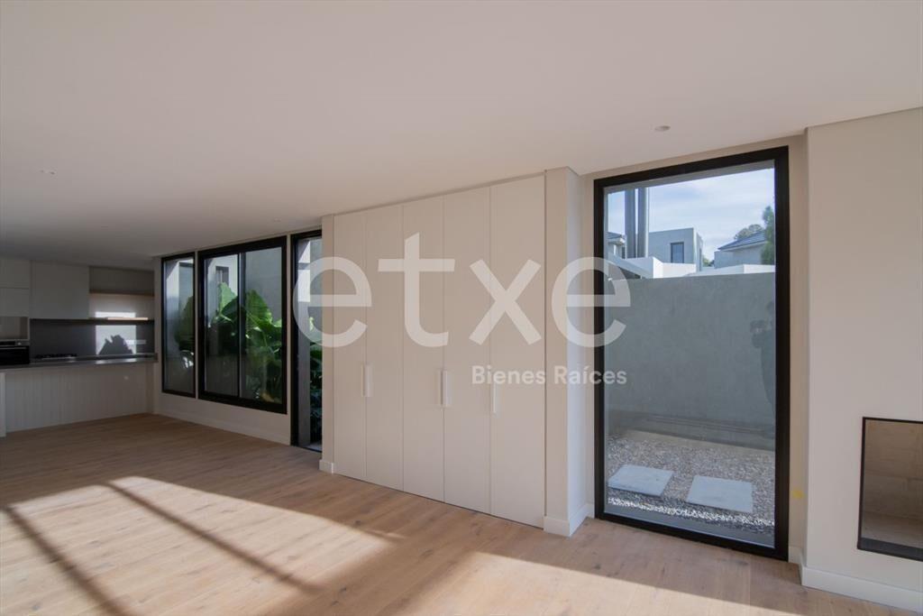 Venta de Casa Ph a Estrenar en San Nicolas...