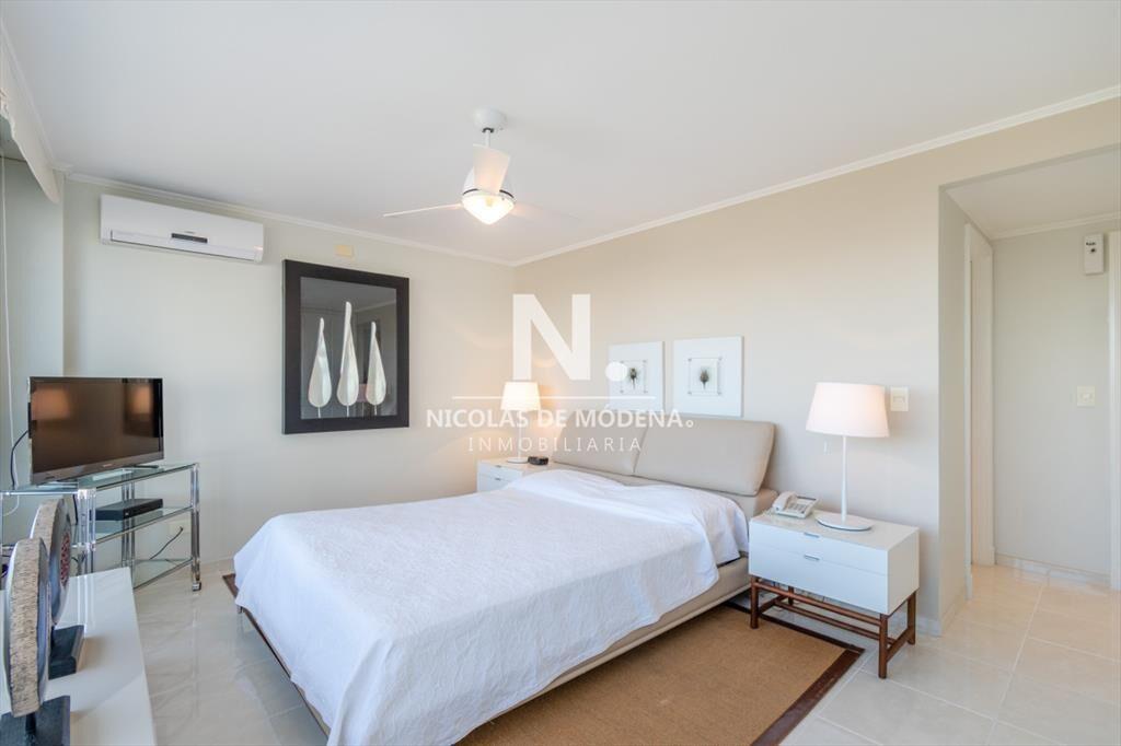 Apartamento en venta de 3 dormitorios en Punta