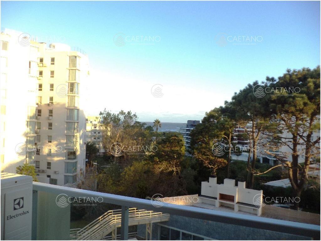Wind Tower a 80 metros del Mar