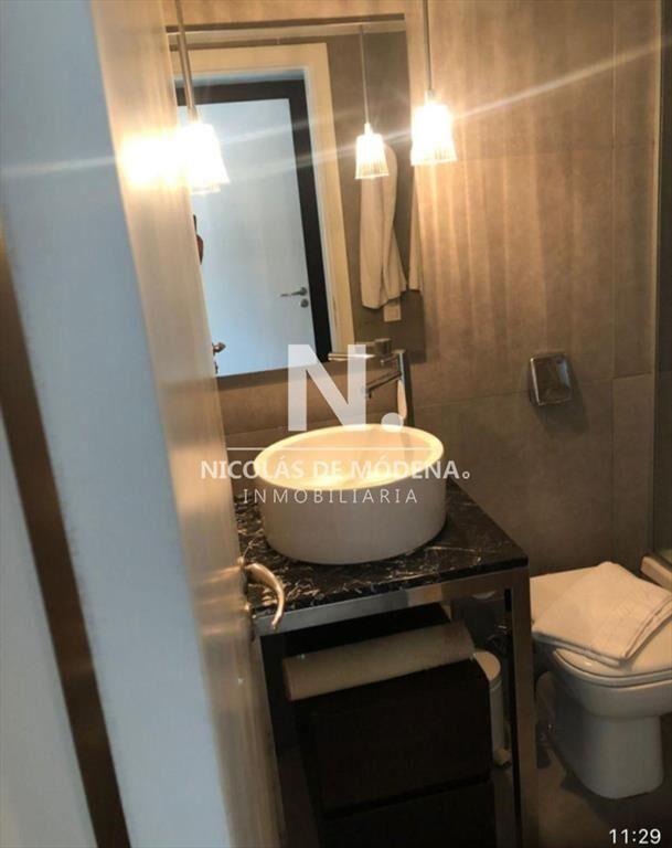 Vende Apartamento de 1 Dormitorio en Av. ? del
