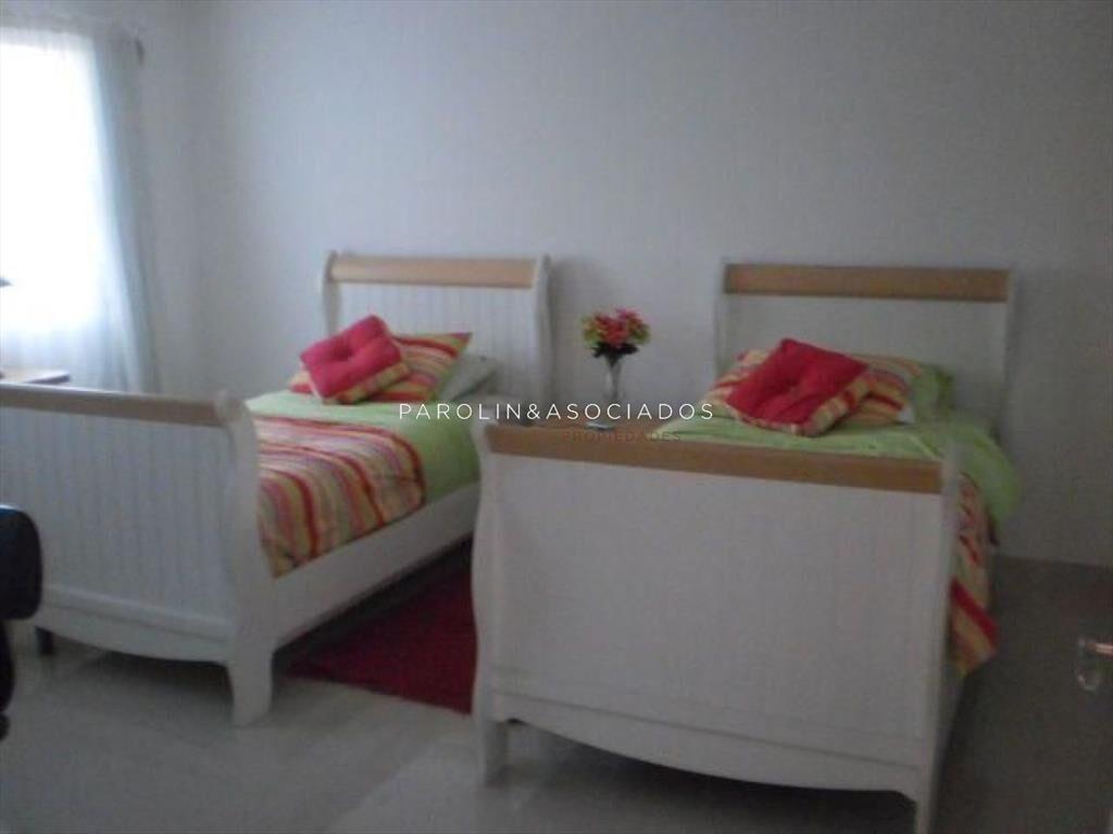 Casa en venta de 4 dormitorios en Mansa, Punta