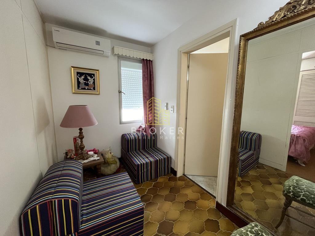 Apartamento en Venta 1 dormitorio y medio en la y