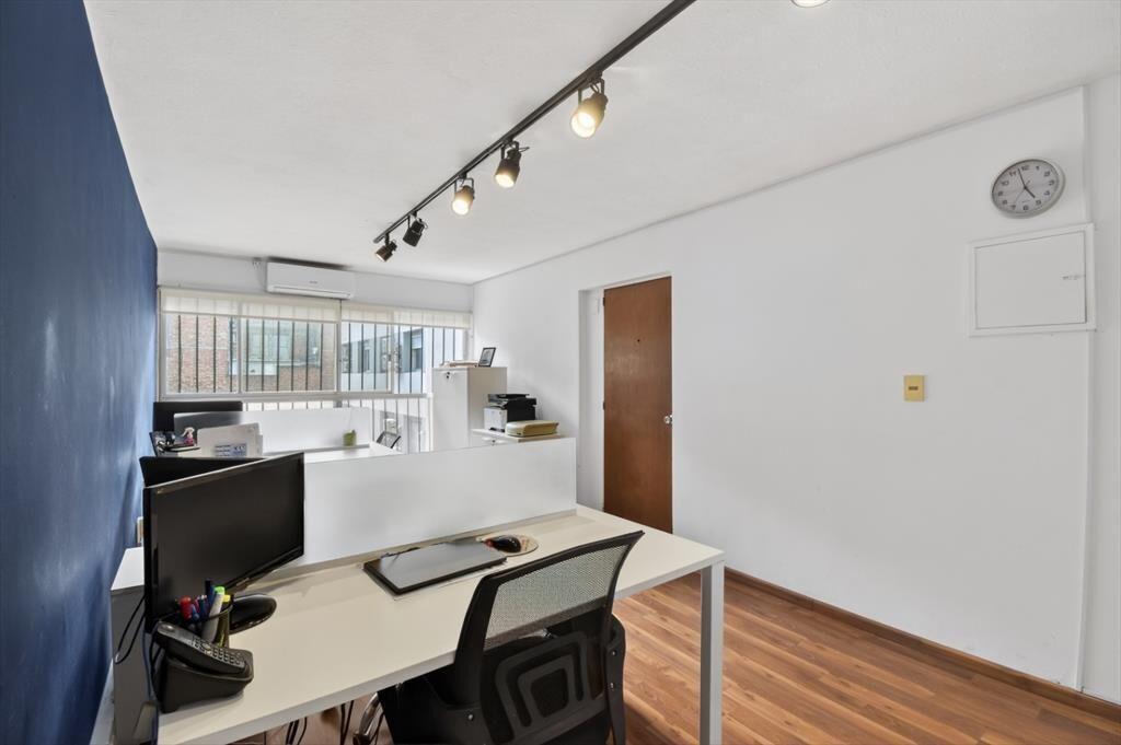 Venta de Oficina Centro con Garaje