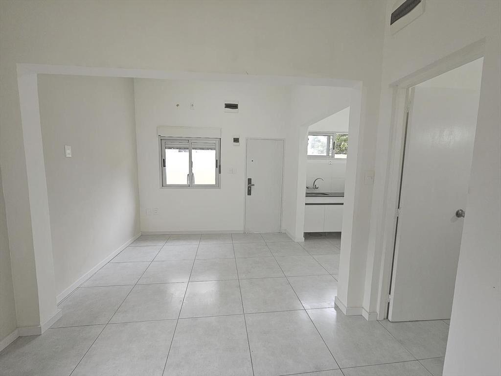 Venta monoambiente en complejo cerrado- Carrasco Norte