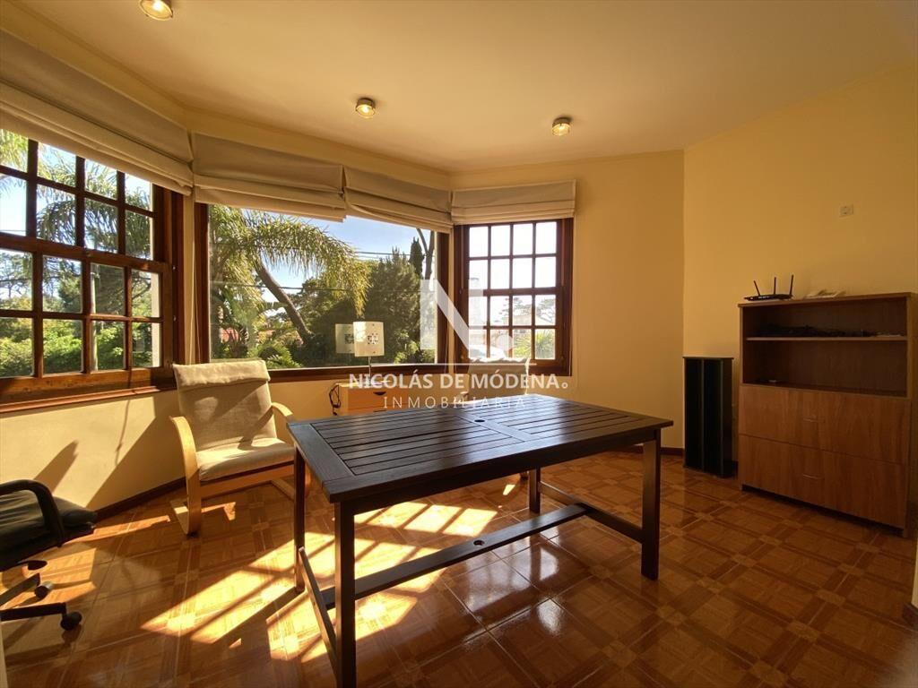 Punta del Este, gran residencia en mansa, 6 y