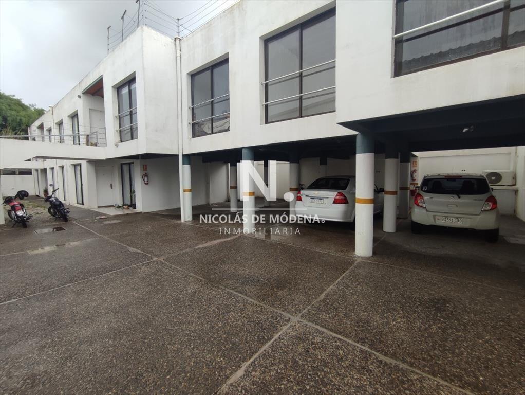 venta complejo con 10 apartamentos Maldonado