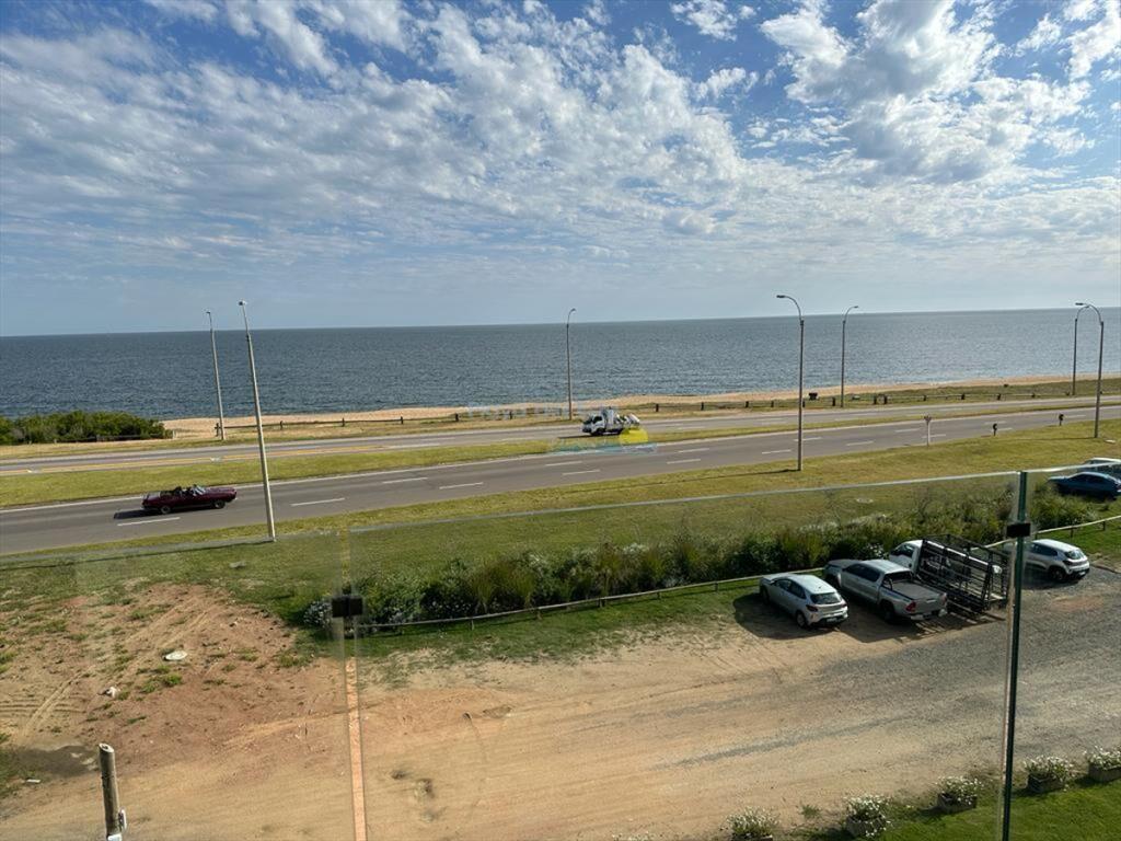 Apartamento de 3 dormitorios en Wallmer Lagoon ,
