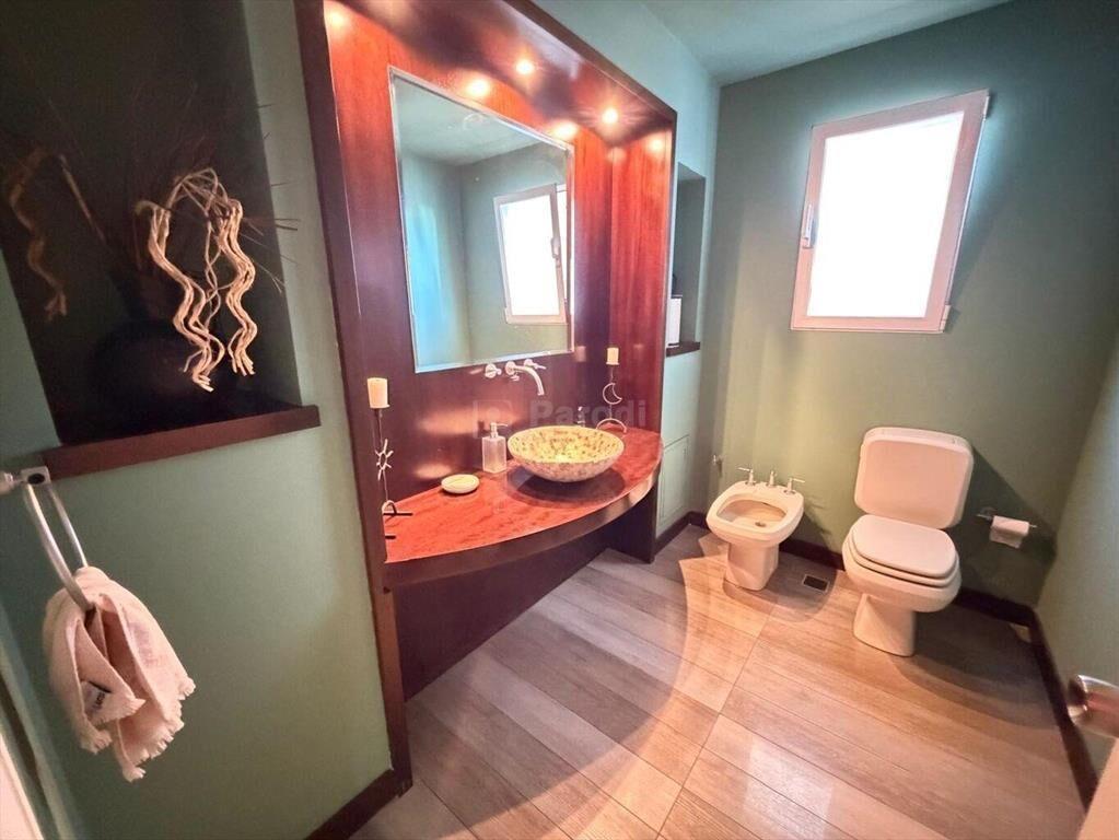 PARODI VENTA APARTAMENTO EN GOLF 4 DORMITORIOS 2 GARAJES