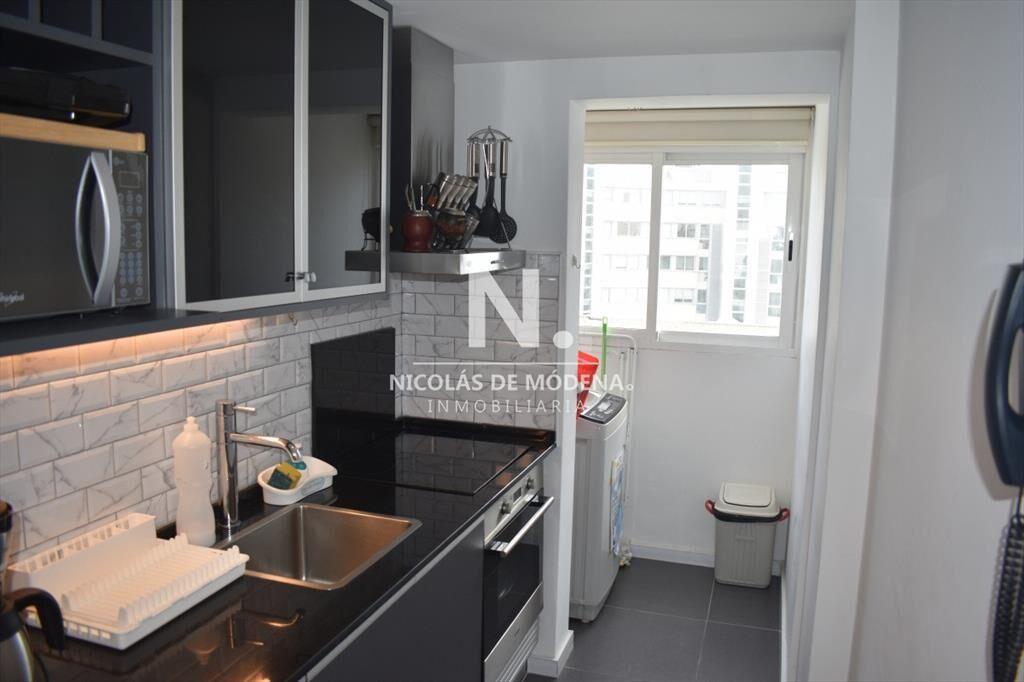 Vende apartamento en Peninsula, Punta del Este de