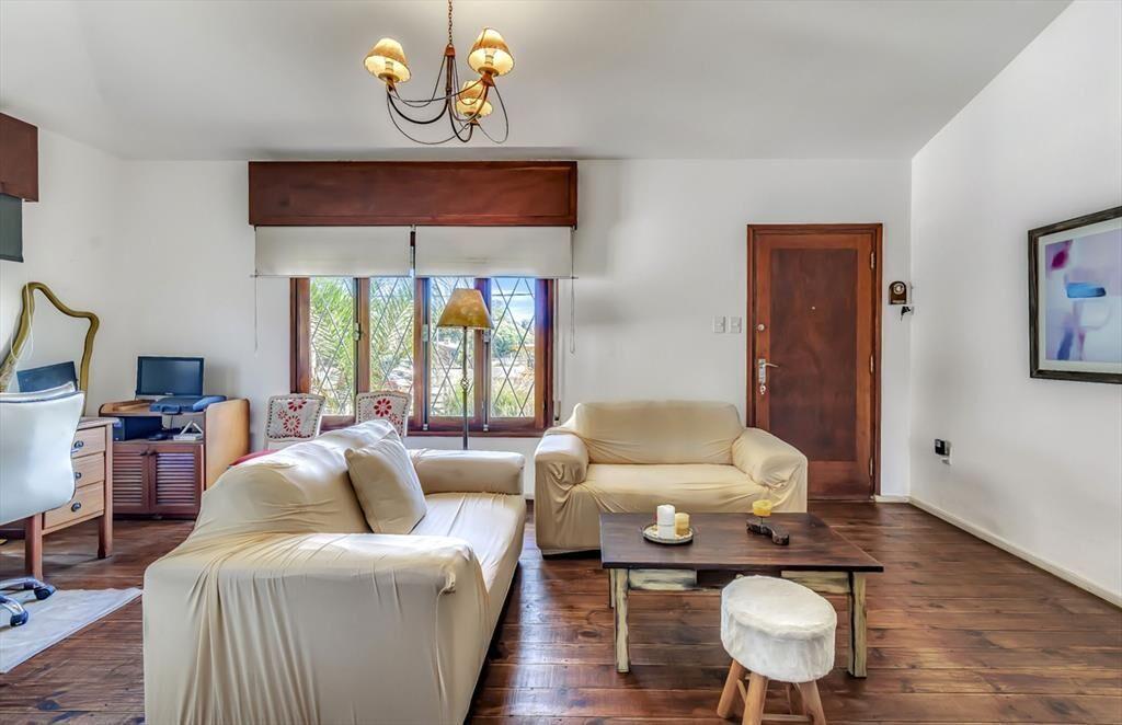 Se vende casa de 2 dormitorios en Playa Hermosa