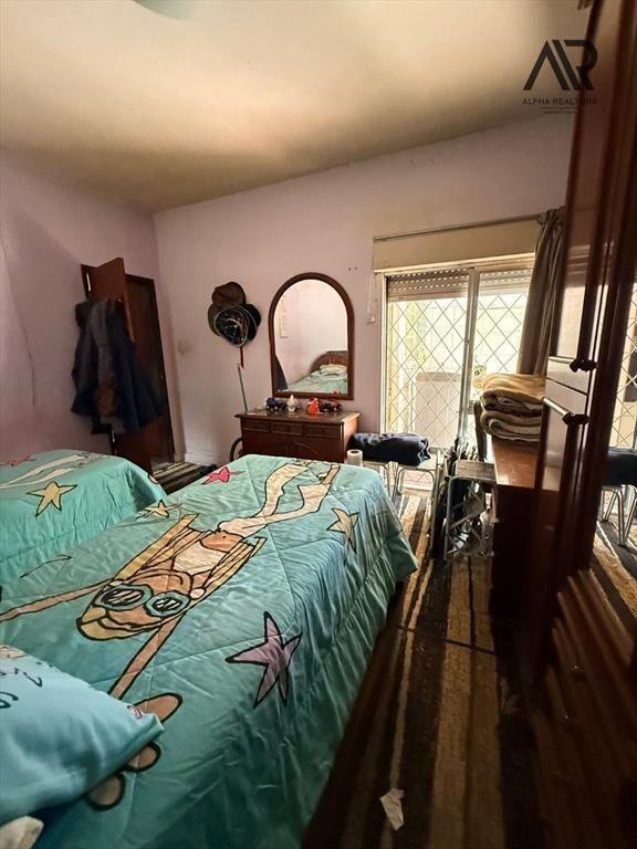 Casa en venta c/ cochera en Artigas