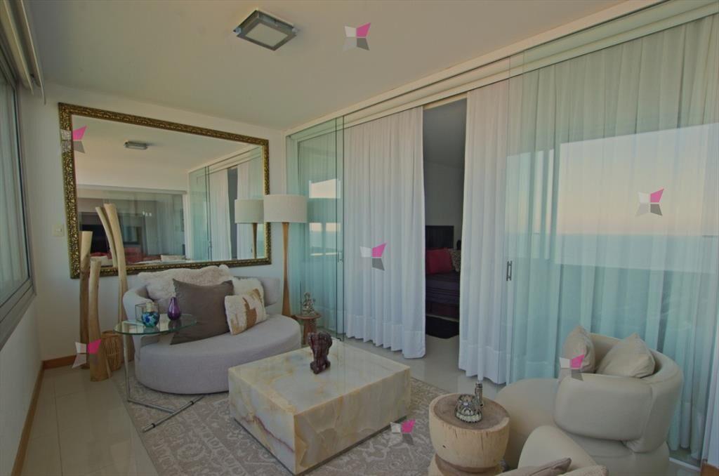 Apartamento de 3 dormitorios en torre de categoría - Prime