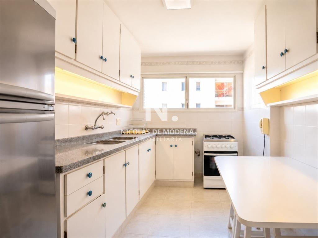 En venta apartamento de 2 dormitorios frente al -